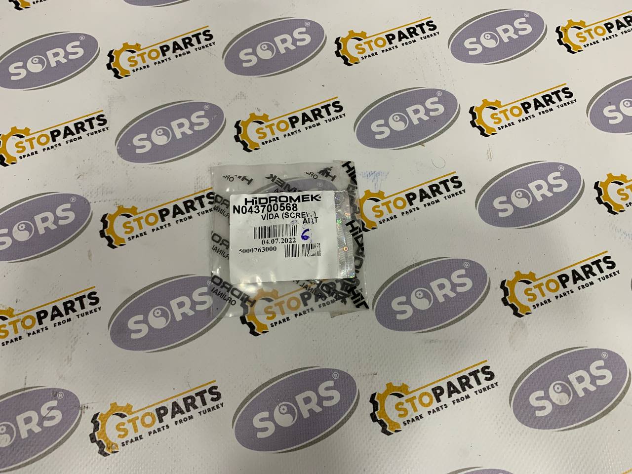 BOLT N04/3700568 FOR HIDROMEK