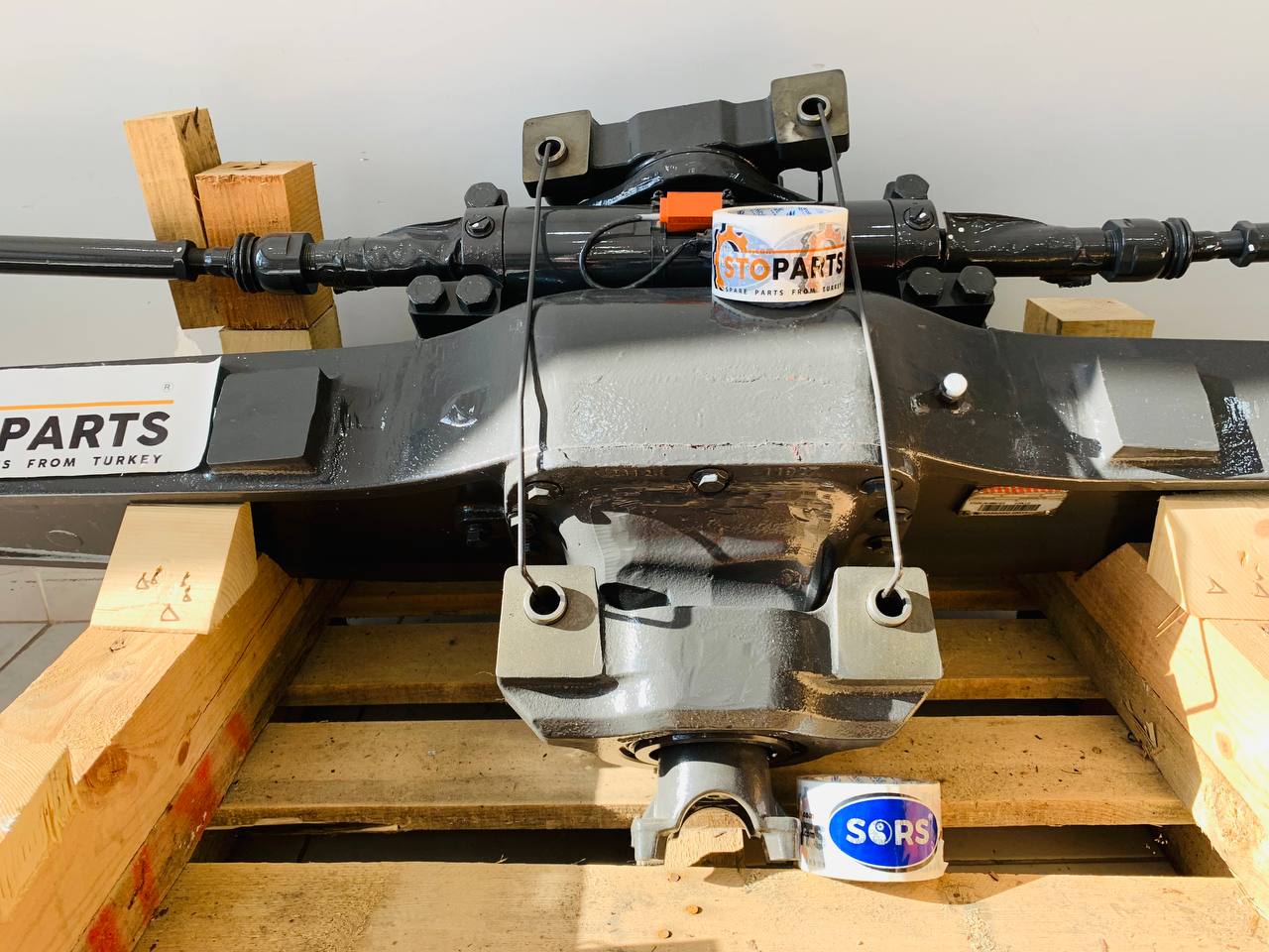 AXLE ASSY 372251 CARRARO