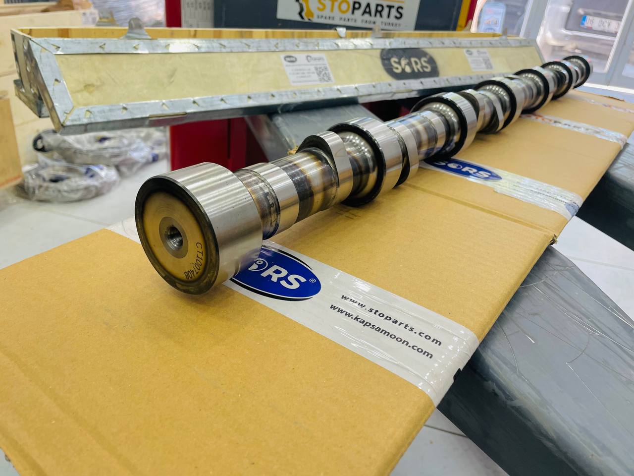 CAMSHAFT 1007408, 3330428 FOR CATERPILLAR