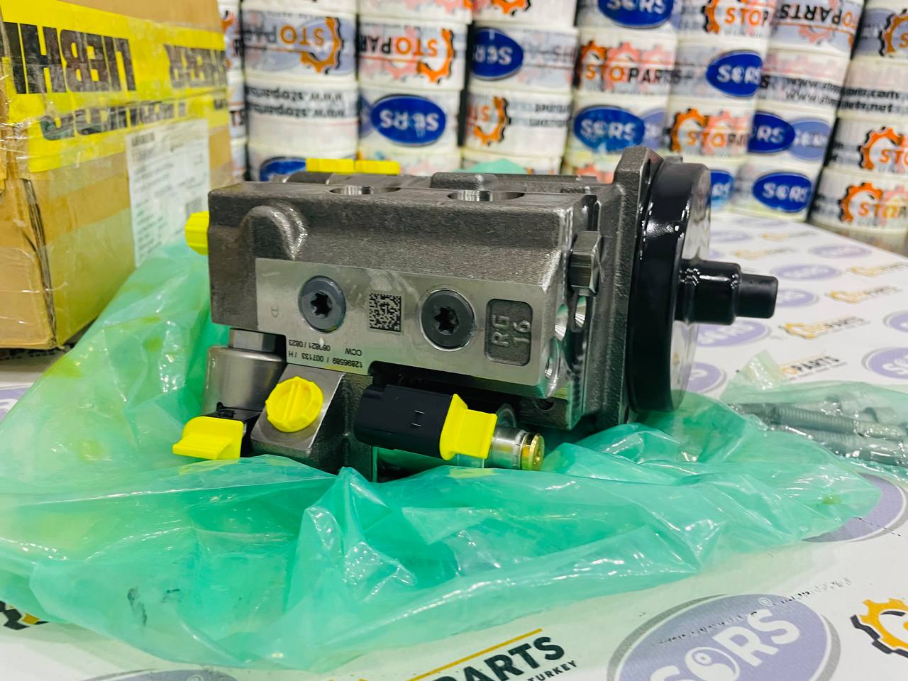 HIGH PRESSURE PUMP 11368791 FOR LIEBHERR