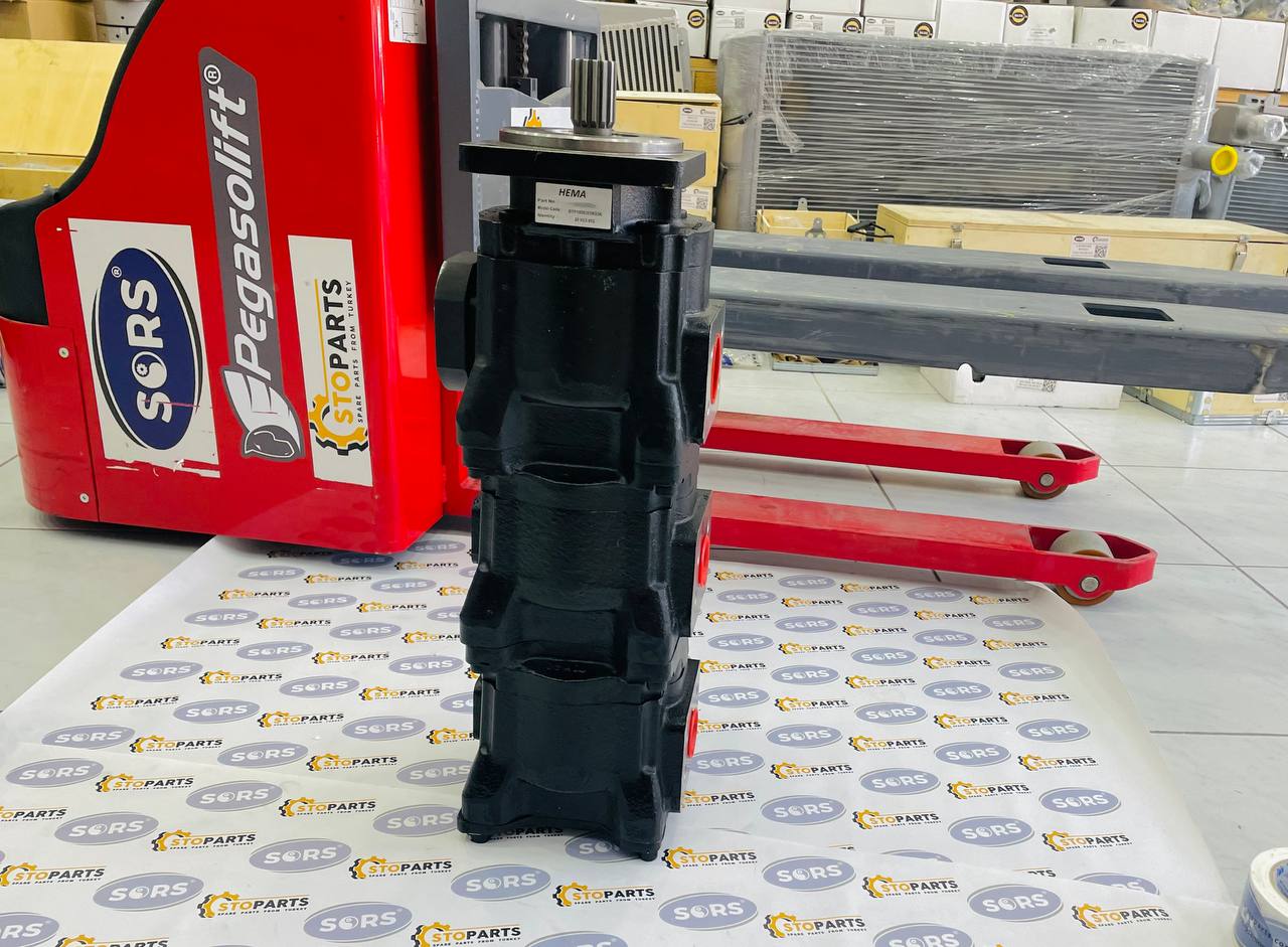 HYDRAULIC PUMP 608-24700001 FOR KATO