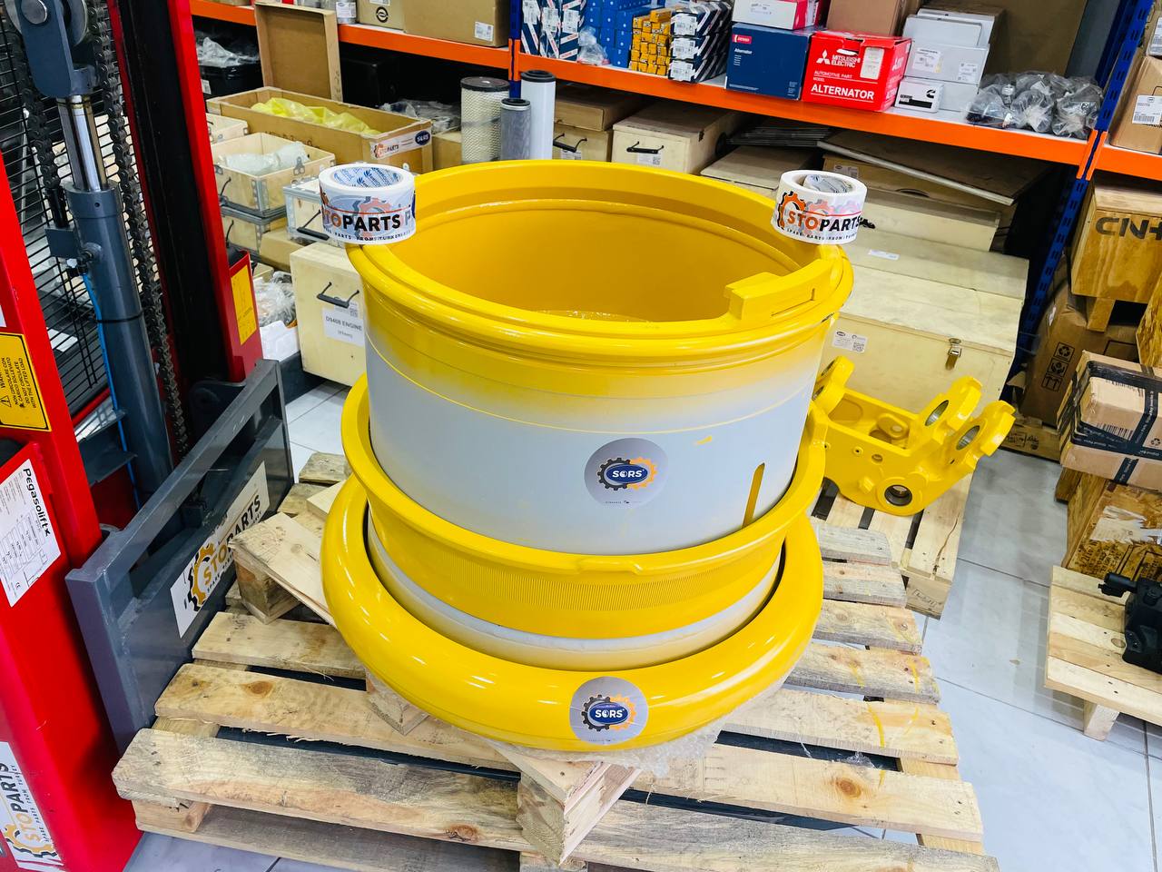 KOMATSU 421-30-14101 WHEEL ASS’Y