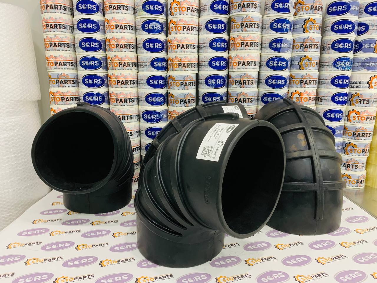 LIEBHERR 10040557, 550928214 RUBBER ELBOW