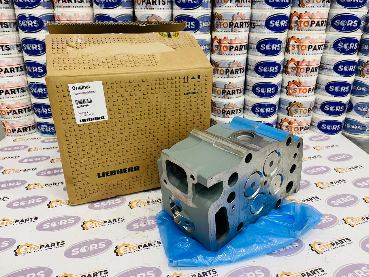LIEBHERR 13487939 CYLINDER HEAD