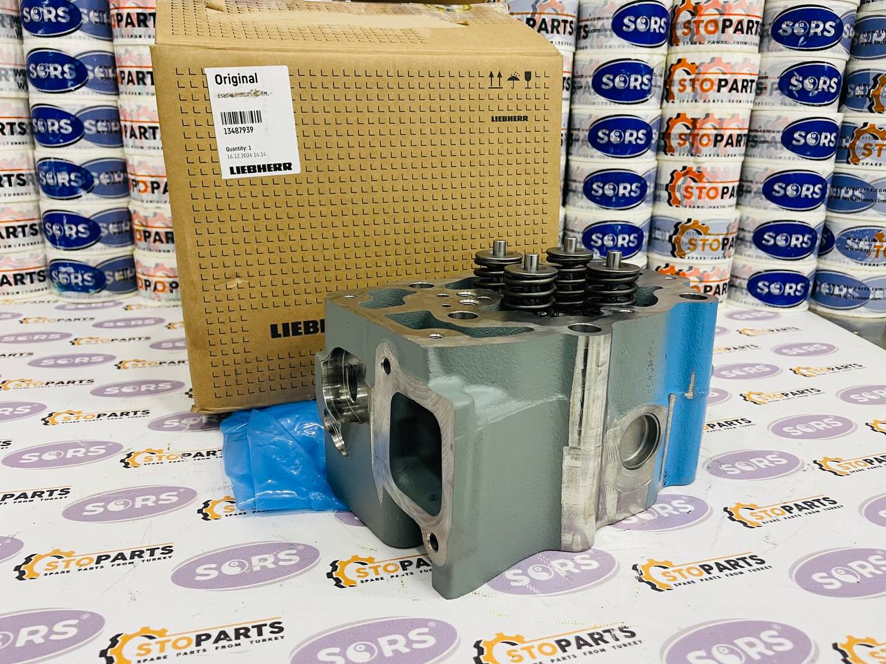 LIEBHERR 13487939 CYLINDER HEAD
