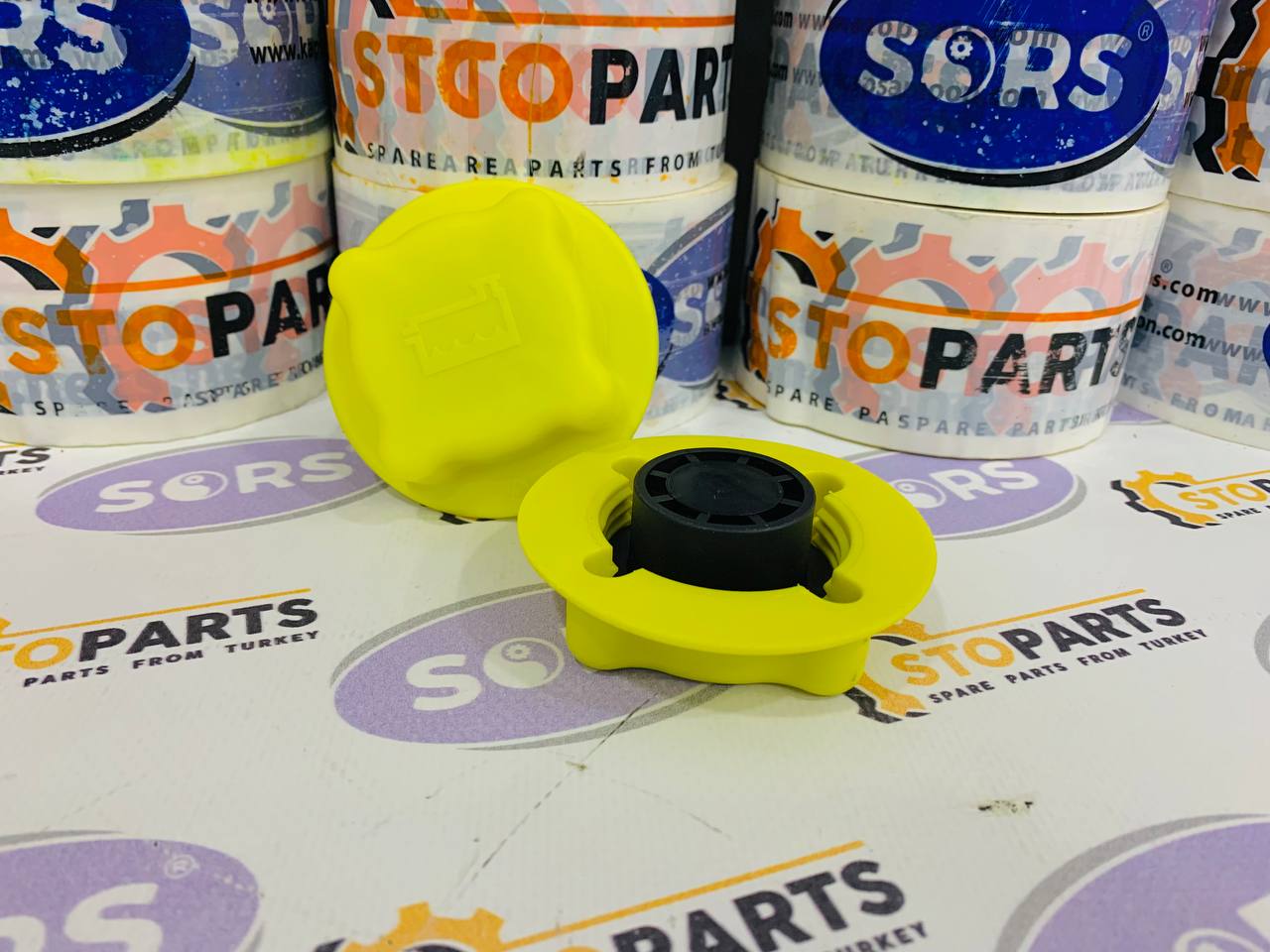 EXPANSION TANK CUP 1674083 FOR VOLVO