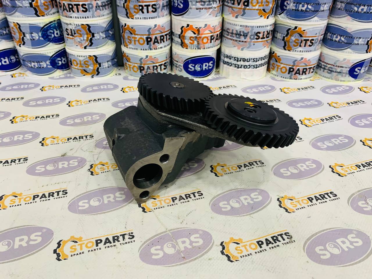 OIL PUMP 9886858 FOR LIEBHERR