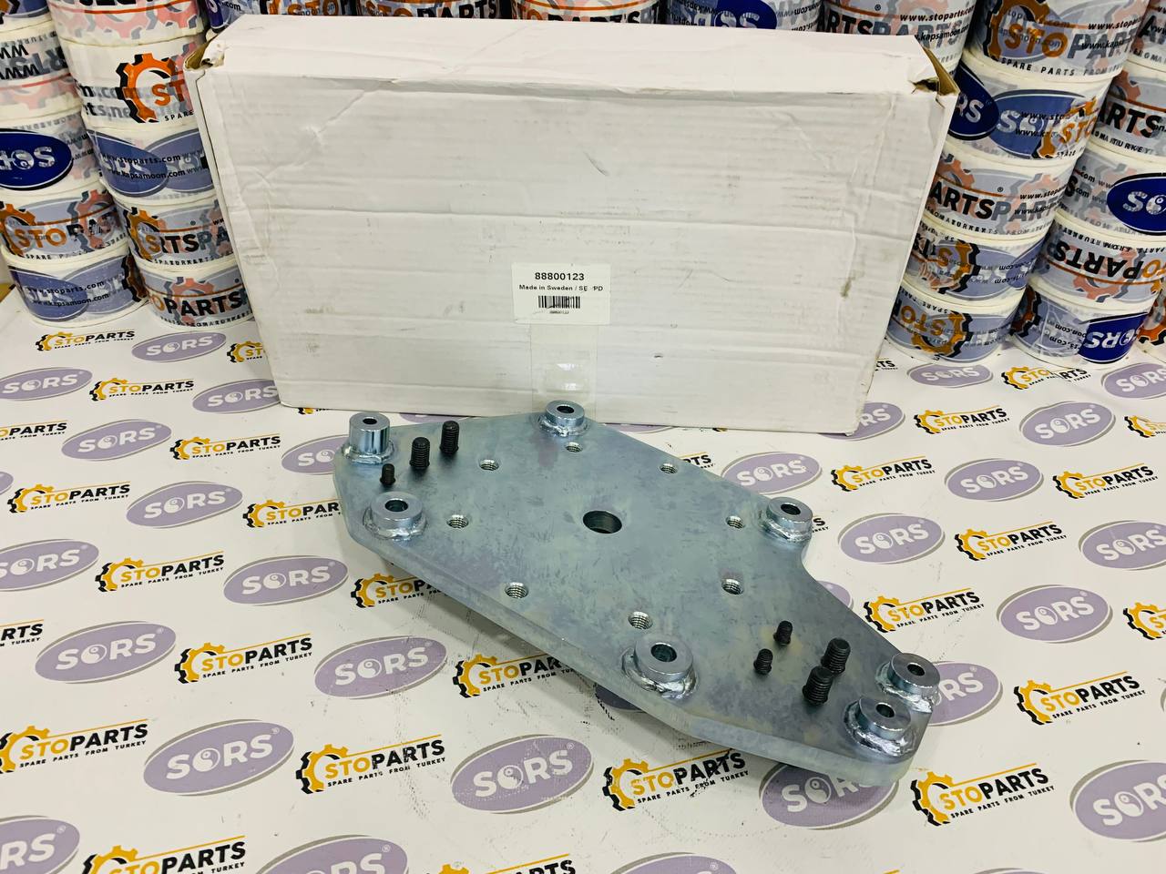 PLATE 888000123 FOR VOLVO
