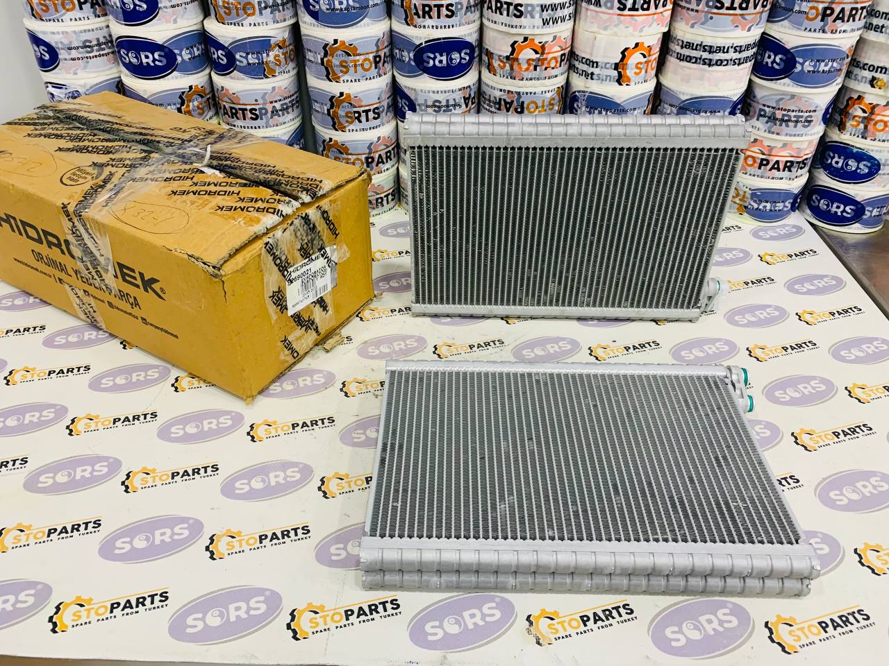 RADIATOR OF AIR CONDITIONER F25/90021 FOR HIDROMEK