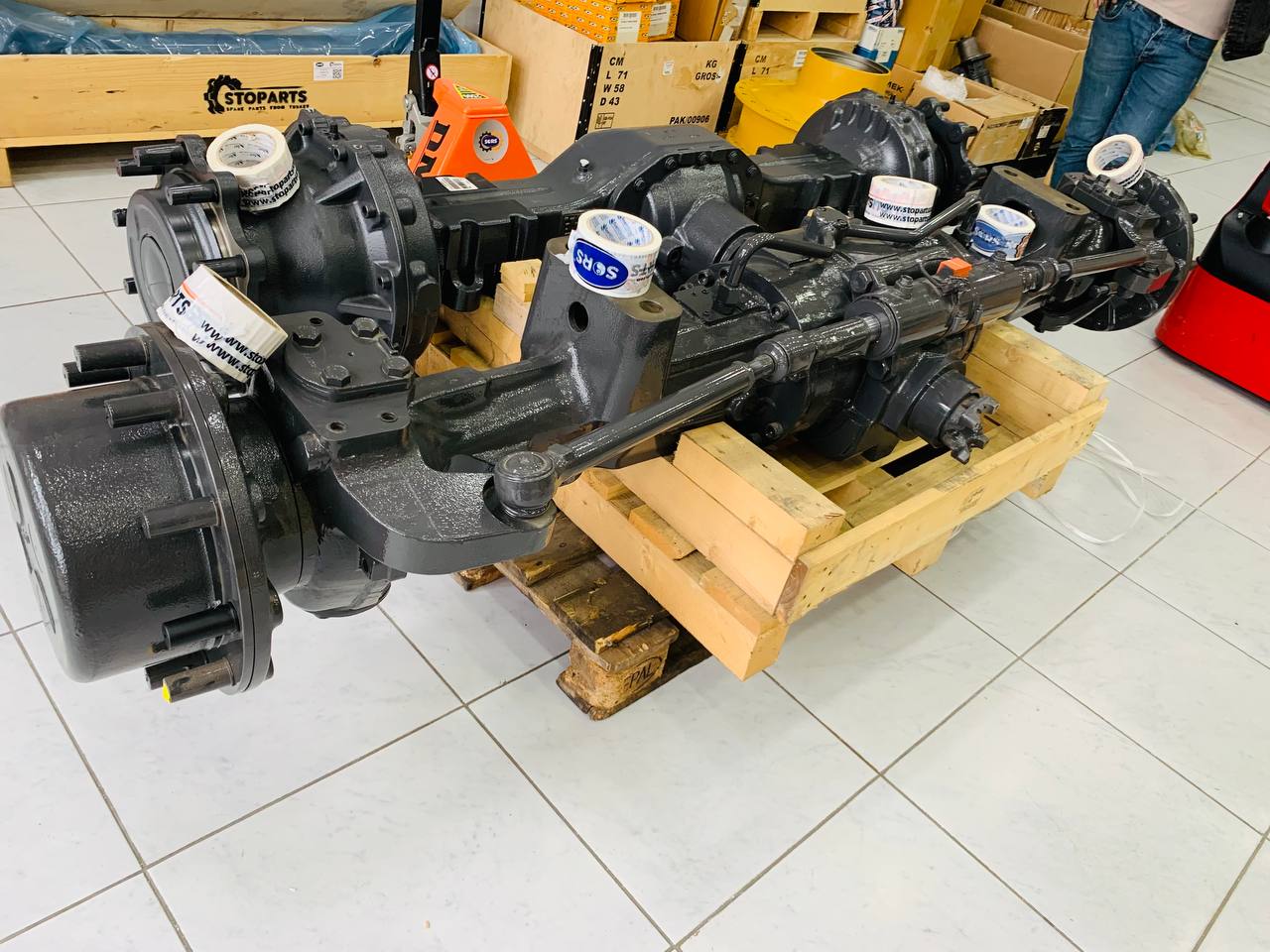 REAR AXLE 84300984 FOR CASE & NEW HOLLAND