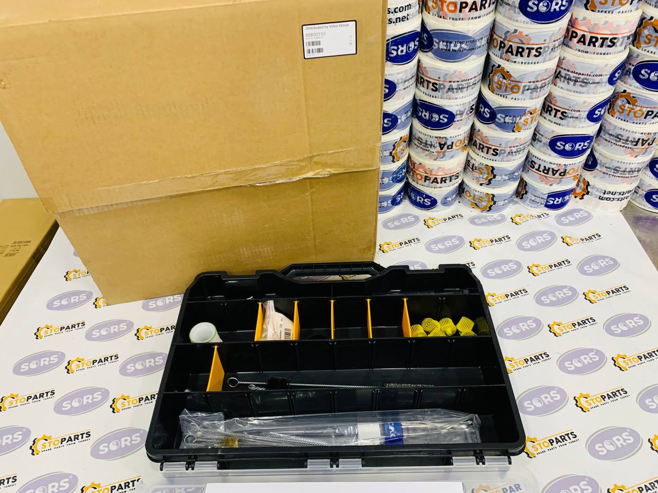 TOOL KIT 88800550 FOR VOLVO