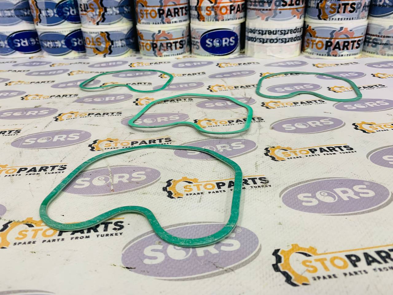 VALVE COVER GASKET 04238557 FOR DEUTZ