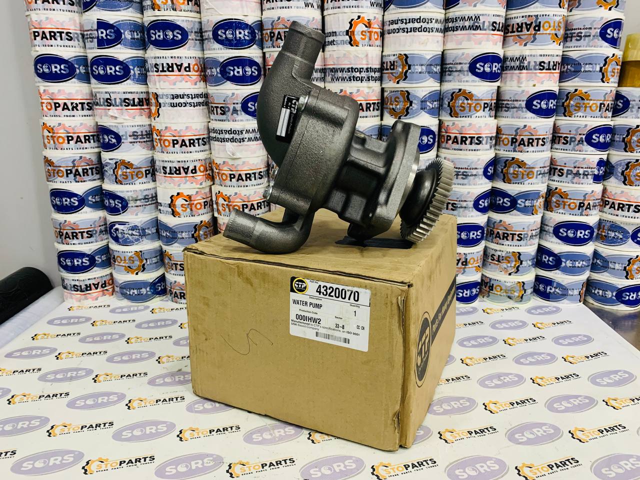 WATER PUMP 4320070 FOR CATERPILLAR