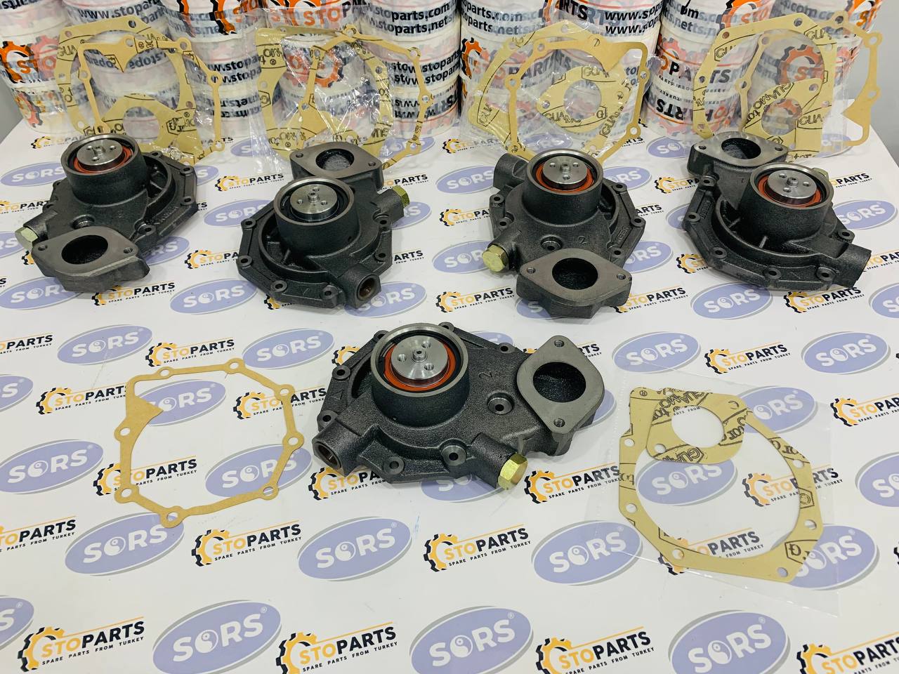 WATER PUMP RE505981 FOR JOHN DEERE