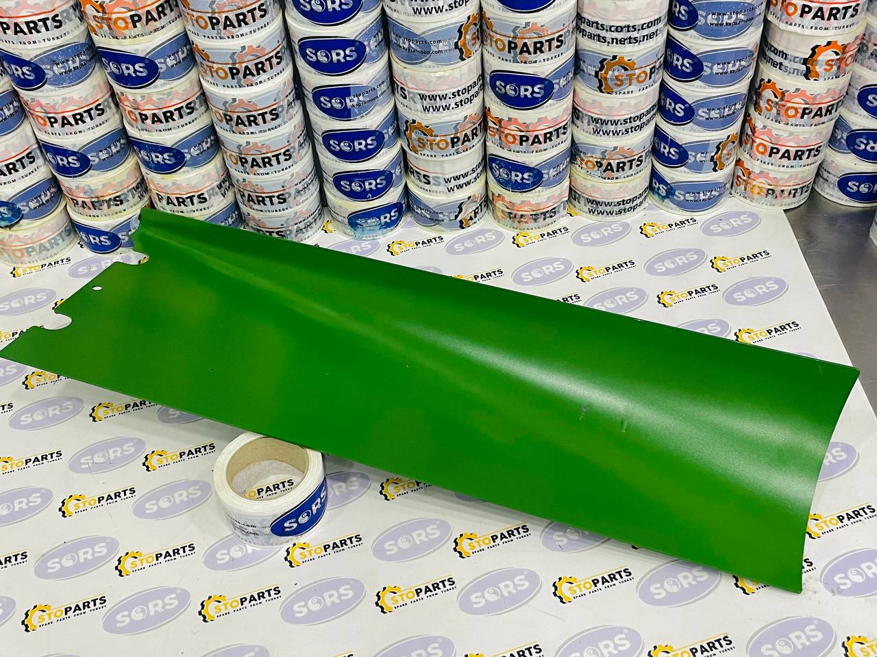 WEAR PLATE AXE46765 FOR JOHN DEERE