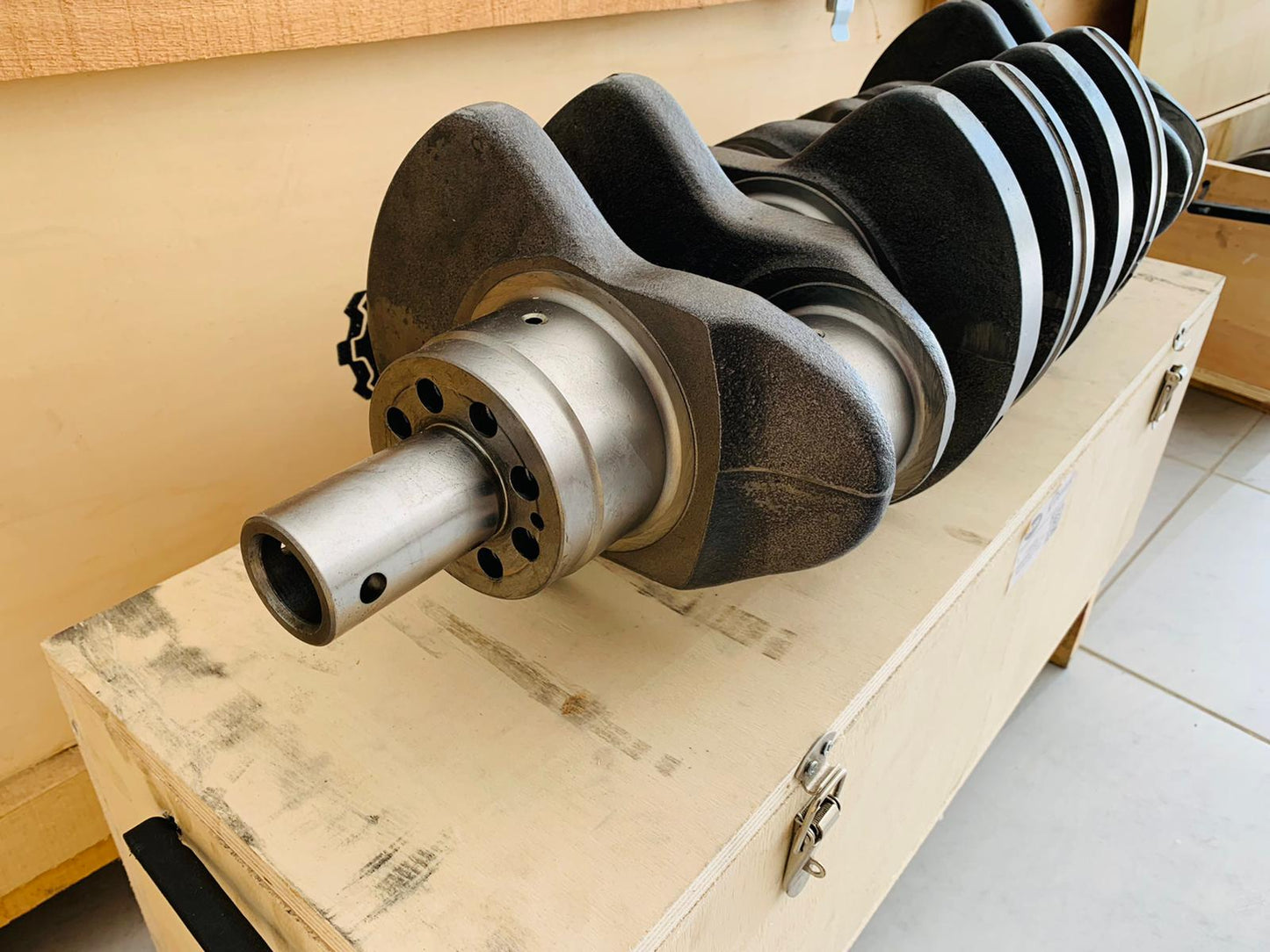 LIEBHERR 9077727 CRANKSHAFT (D924 TI-E)