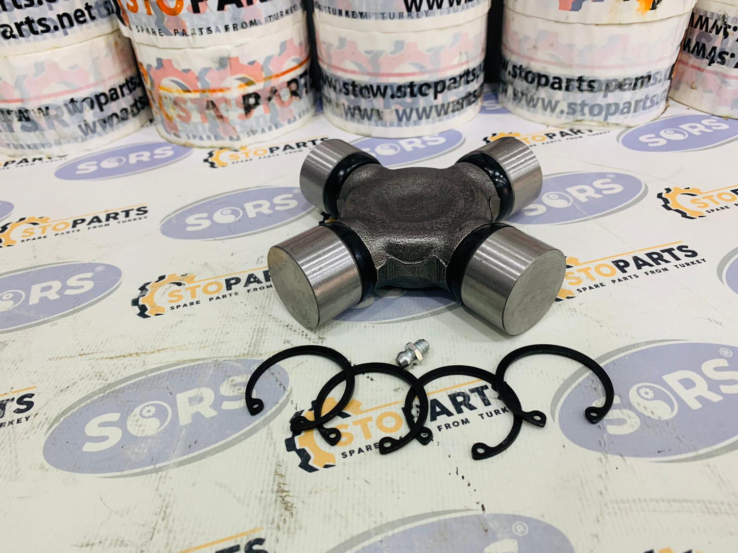 UNIVERSAL JOINT KIT 7149500, 8V6435 FOR IVECO AND CATERPILLAR