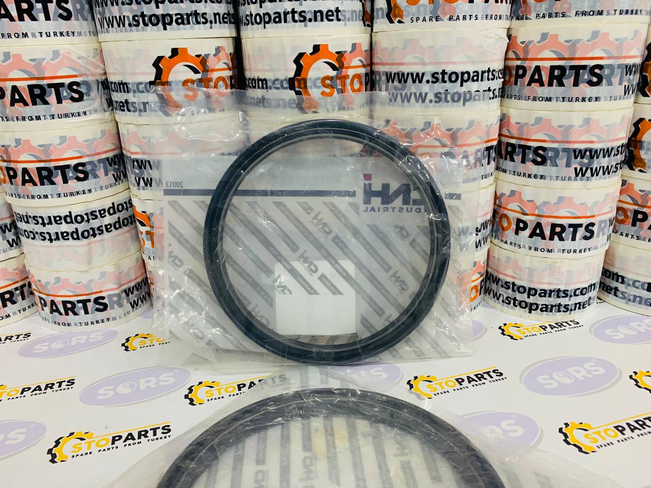 OIL SEAL 87309584, 84251055 FOR CASE & NEW HOLLAND (GENUINE)
