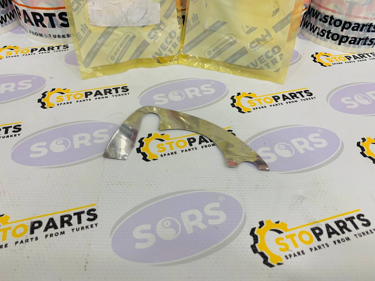 SHIM 5137116 FOR CASE & NEW HOLLAND (GENUINE)