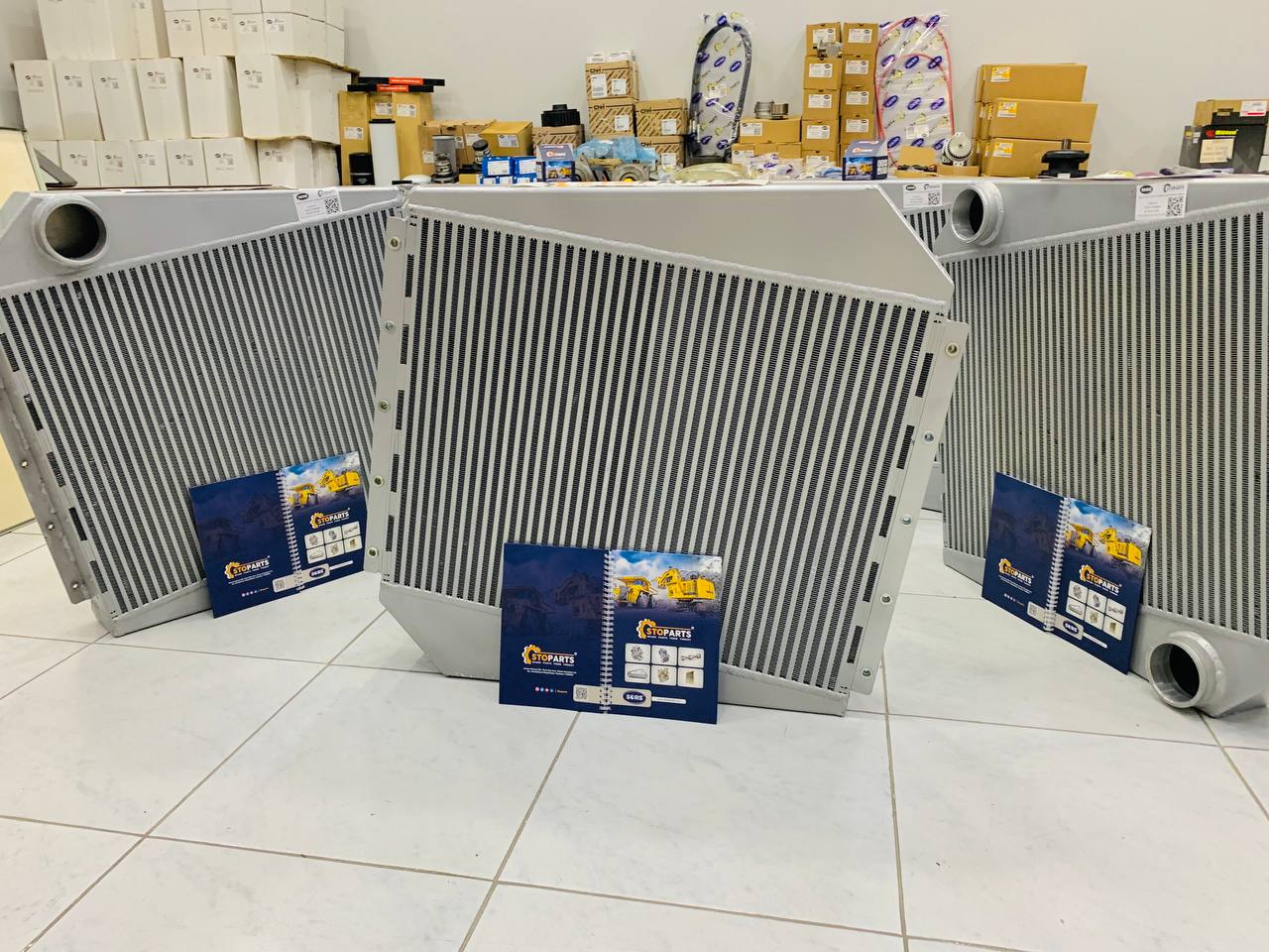 RADIATOR VOE17268900 FOR VOLVO
