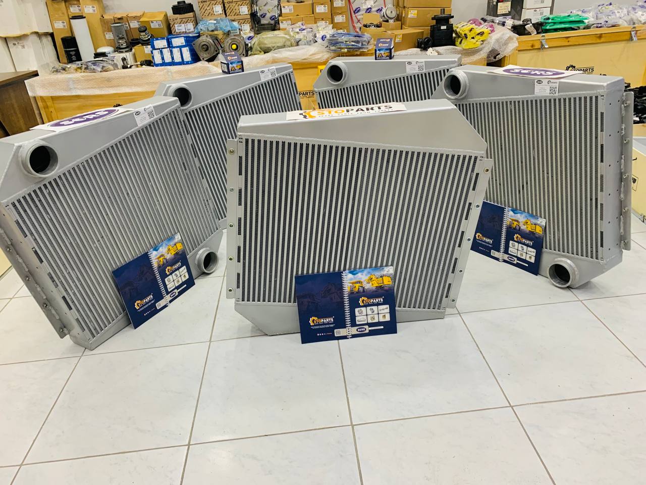 RADIATOR VOE17268900 FOR VOLVO