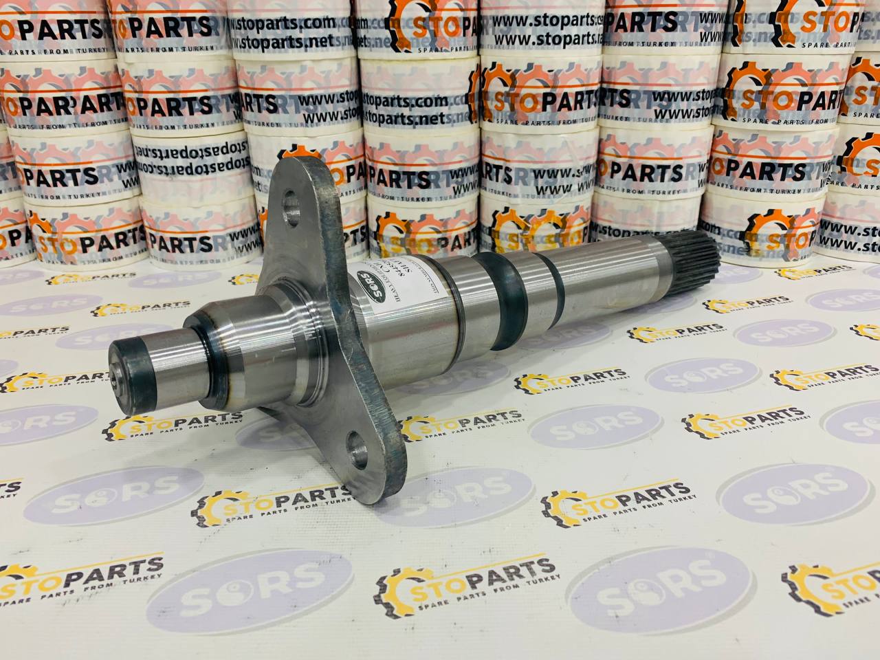 SHAFT 84455261 FOR CASE AND NEW HOLLAND (GENUINE)