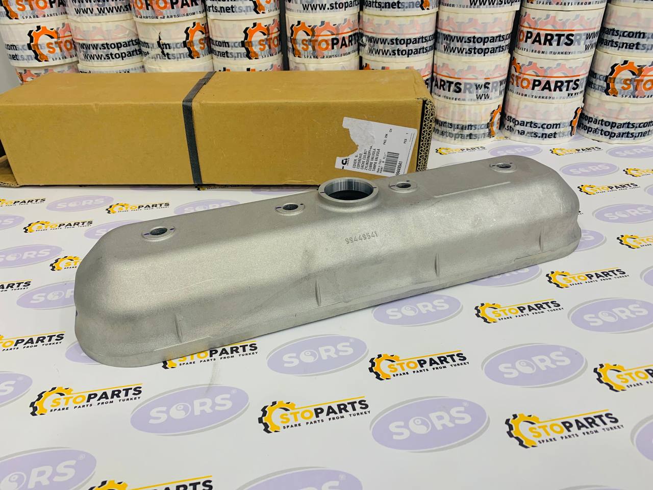 VALVE COVER 99449541 FOR CASE AND NEW HOLLAND (GENUINE)