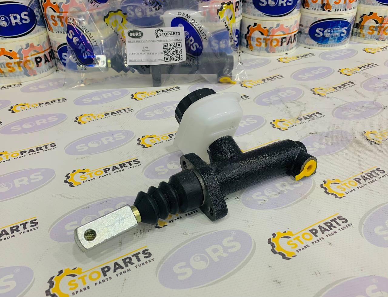CLUTCH MASTER CYLINDER 5119606 FOR CASE & NEW HOLLAND