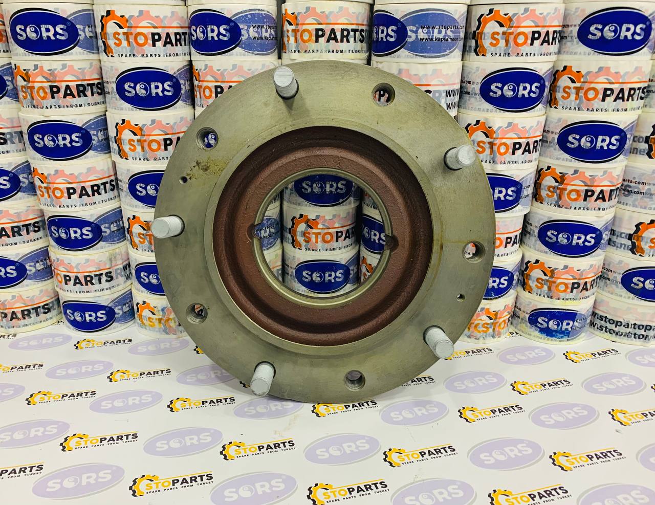 WHEEL HUB 85827000 FOR CASE AND NEW HOLLAND