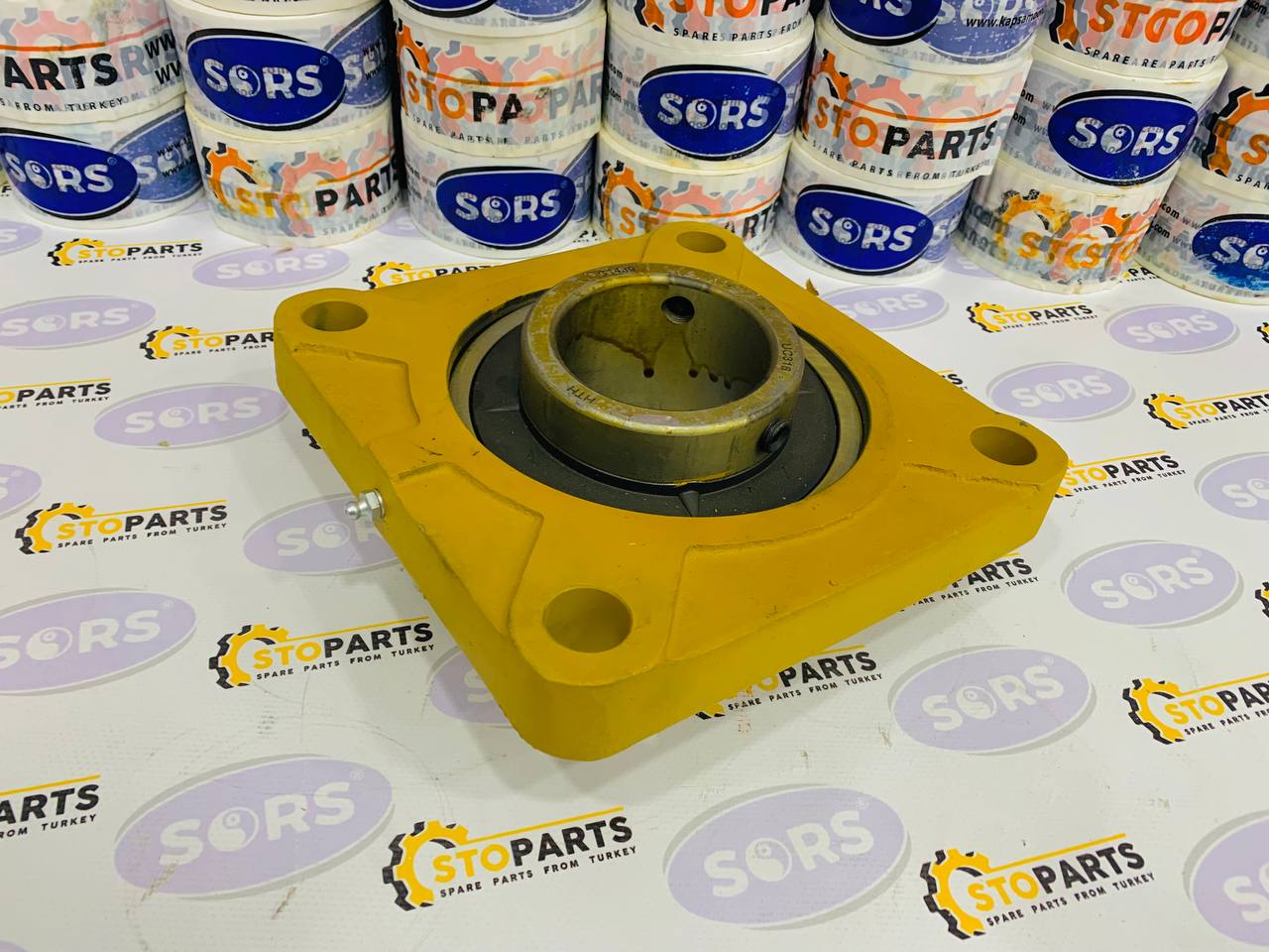BEARING FLANGE 421-20-15123 FOR KOMATSU