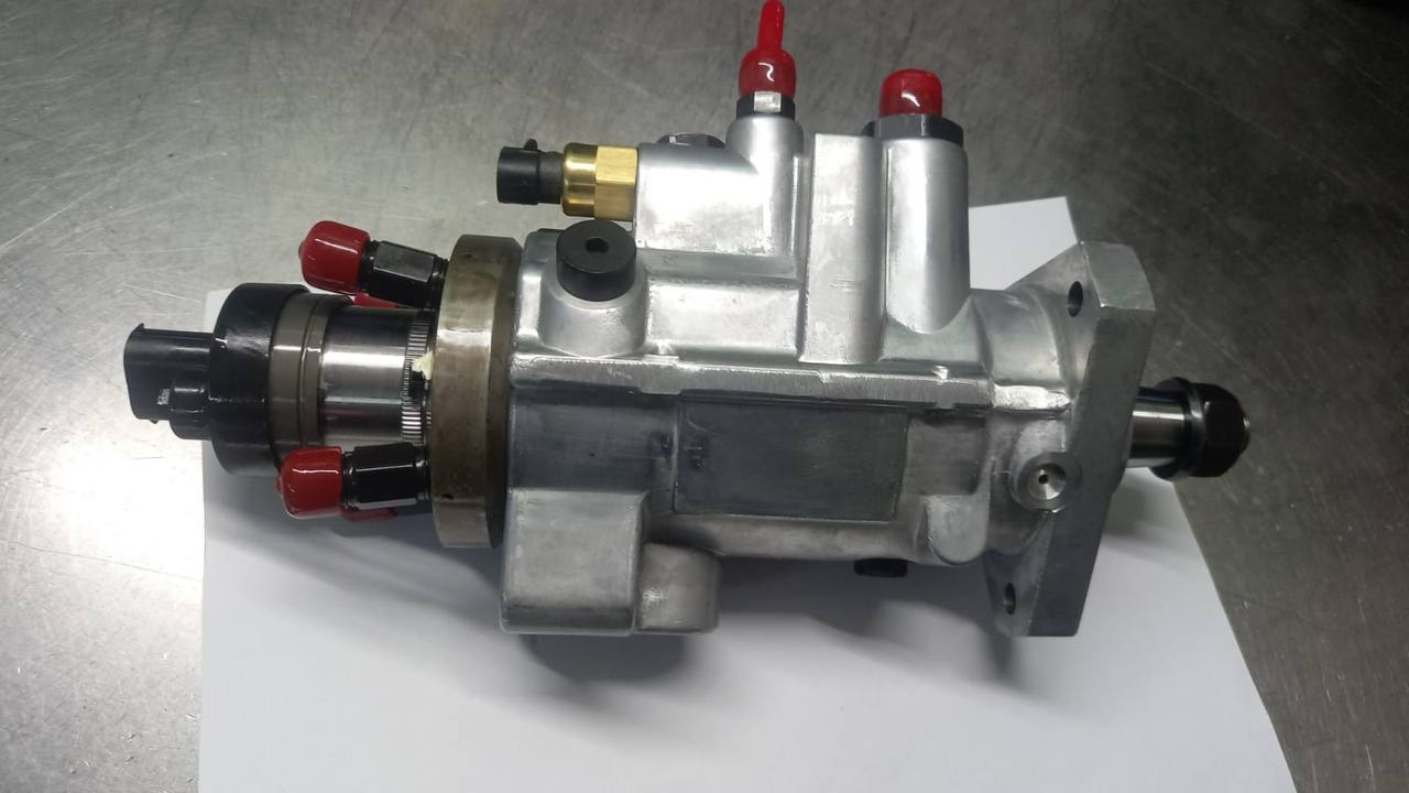 FUEL PUMP RE568070 FOR JOHN DEERE