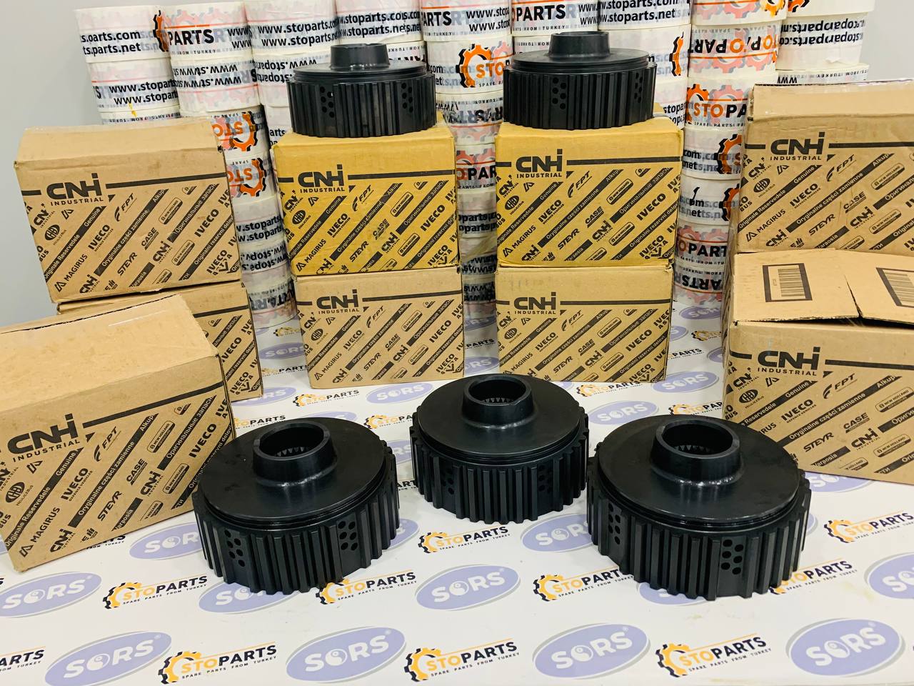 HUB 235913A3 FOR CASE AND NEW HOLLAND (GENUINE)