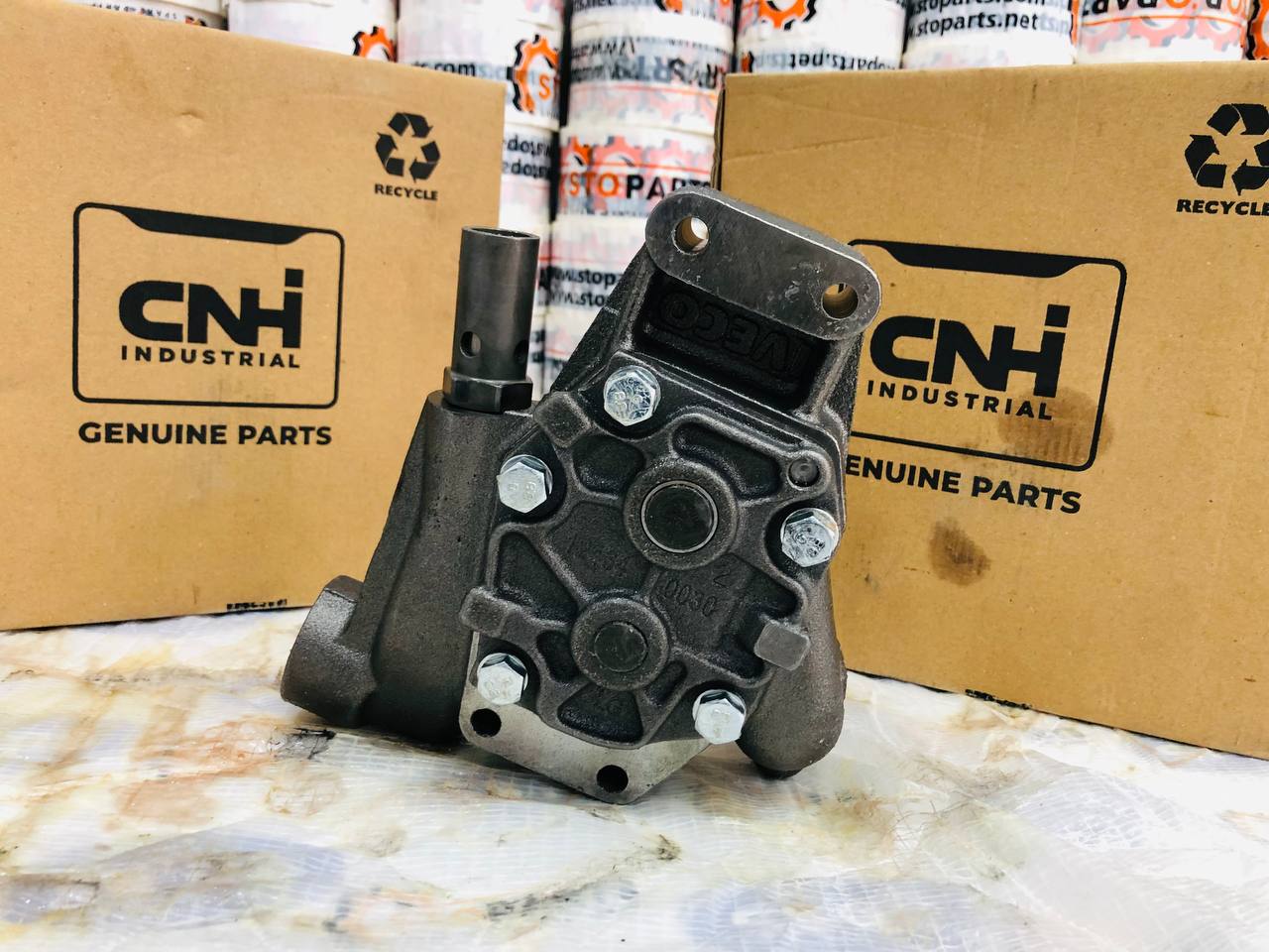 OIL PUMP 84604691 FOR FIAT AND NEW HOLLAND (GENUINE)
