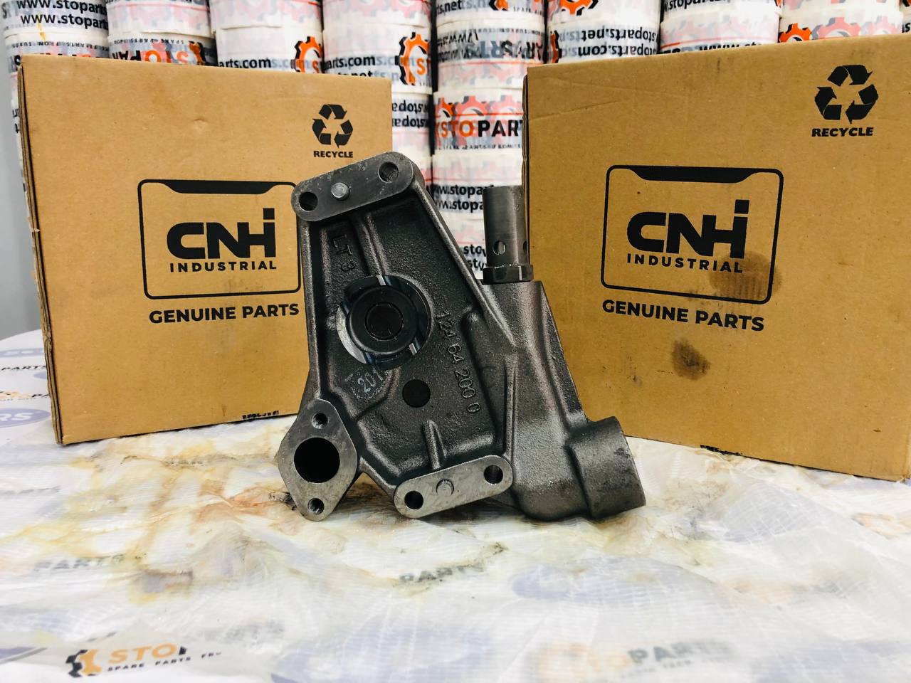 OIL PUMP 84604691 FOR FIAT AND NEW HOLLAND (GENUINE)