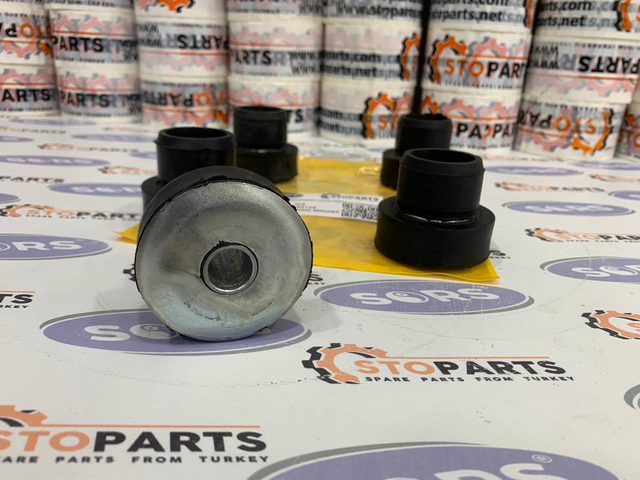 ENGINE MOUNT 123/03138 FOR JCB