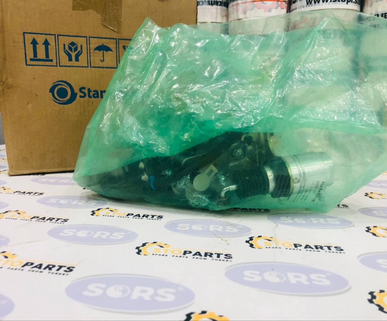 FUEL PUMP RE555151, DZ119928 FOR JONH DEERE