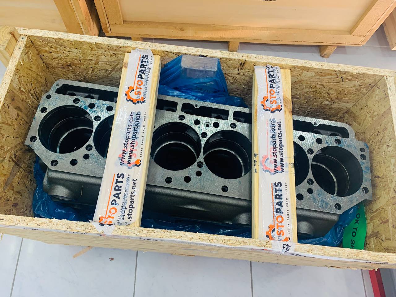 CYLINDER BLOCK ASS'Y 3253915 FOR CATERPILLAR (GENUINE)