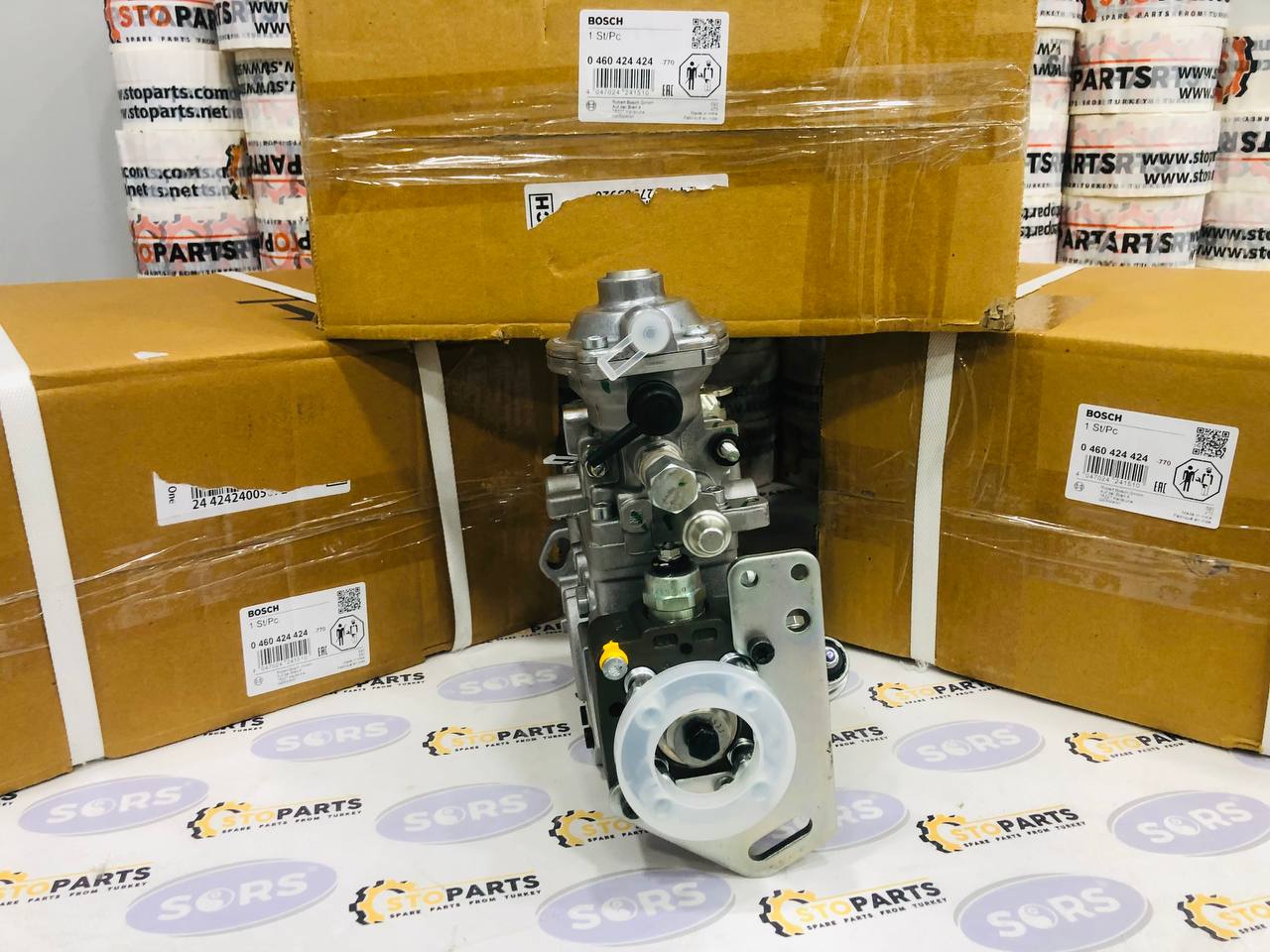 FUEL INJECTION PUMP 0460424424 BOSCH (GENUINE)