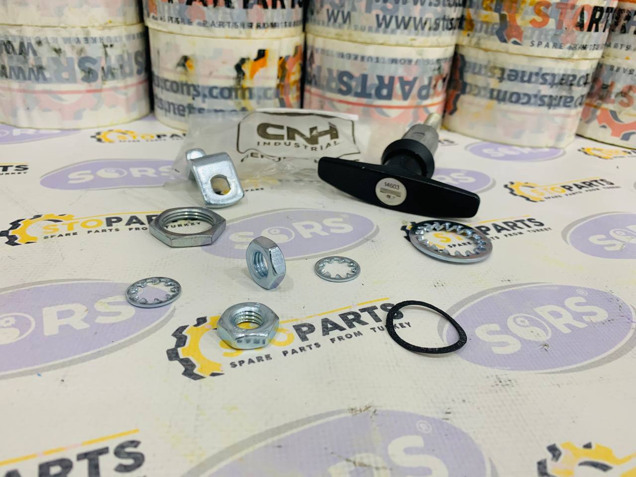 HANDLE 87574189 FOR CASE AND NEW HOLLAND (GENUINE)