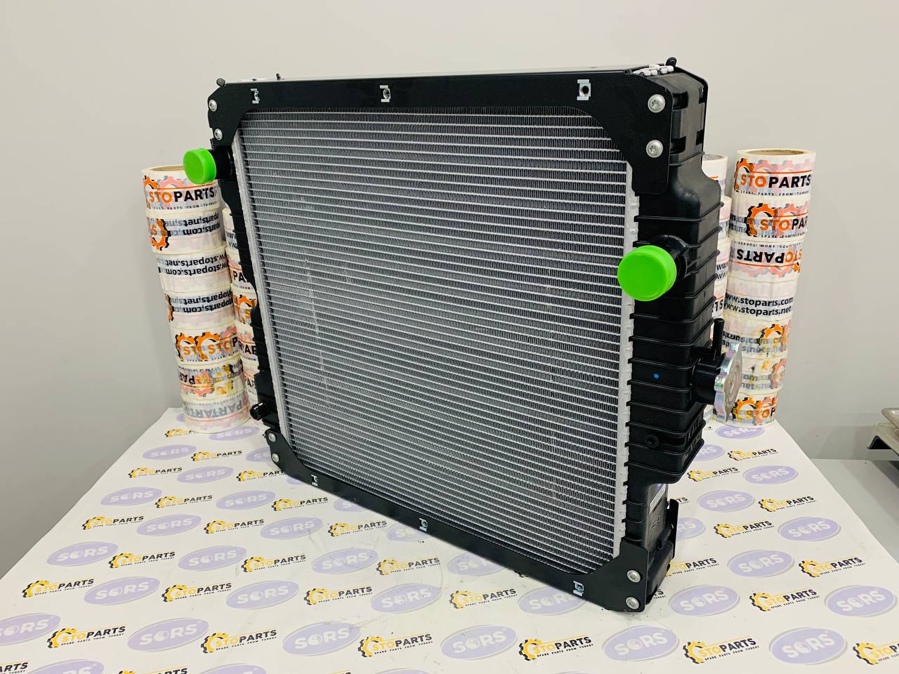 RADIATOR 51633263 FOR CASE AND NEW HOLLAND (GENUINE)