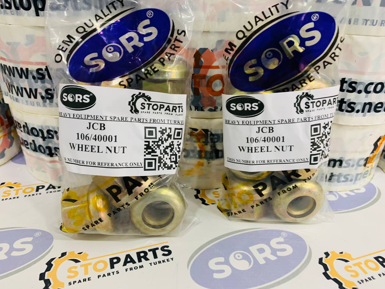 BOLT 106/40001, 826/11408 FOR JCB
