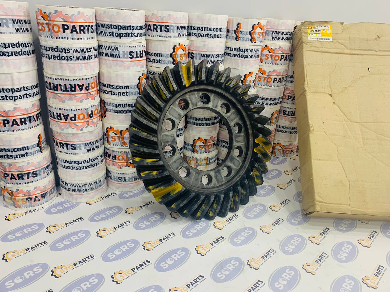BEVEL GEAR 1354534 FOR CATERPILLAR (GENUINE)