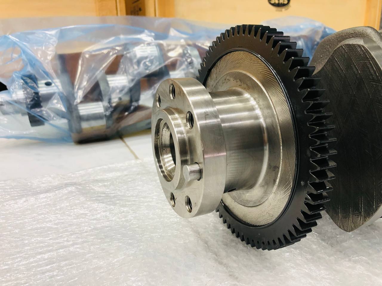 CRANKSHAFT RE530437, RE534314, RE505124 FOR JOHN DEERE