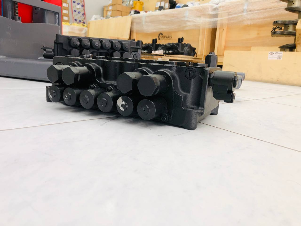 HYDRAULIC CONTROL VALVE ASSY 25/624300, 332/F6665 FOR JCB
