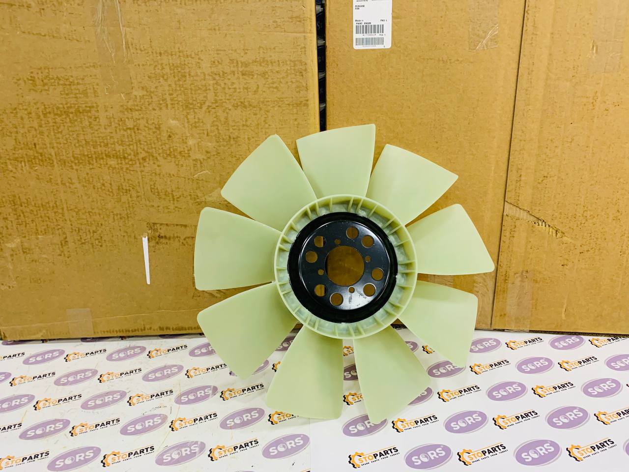 FAN 277800A1 FOR CASE AND NEW HOLLAND