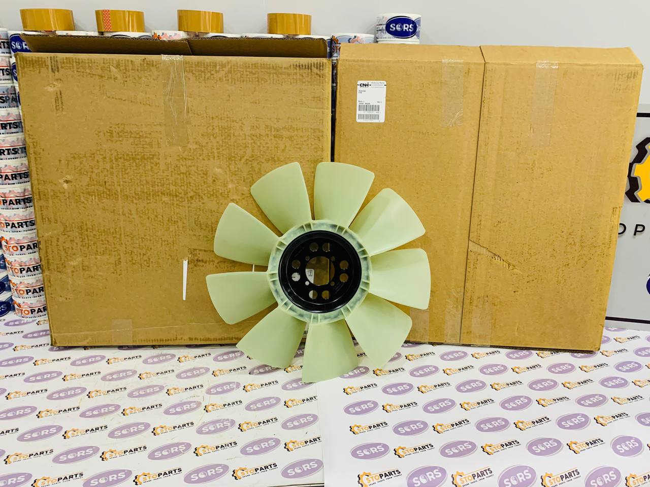 FAN 277800A1 FOR CASE AND NEW HOLLAND