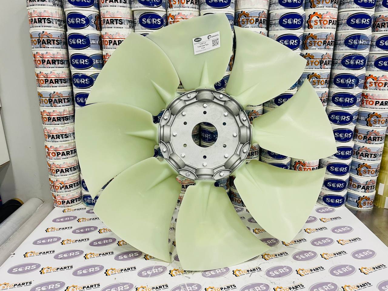 FAN VOE 14667026 FOR VOLVO