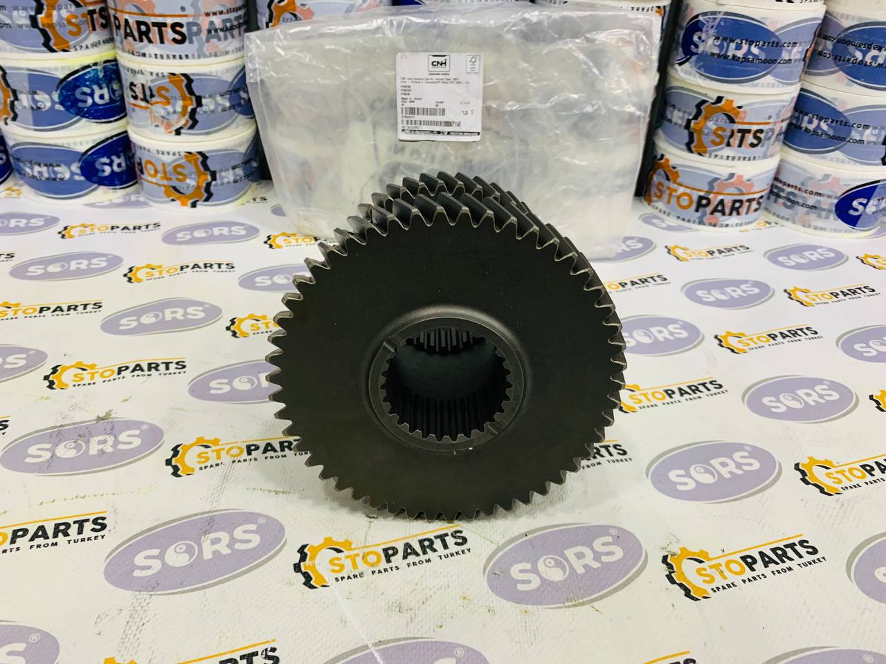 GEAR 87553311 CASE AND NEW HOLLAND