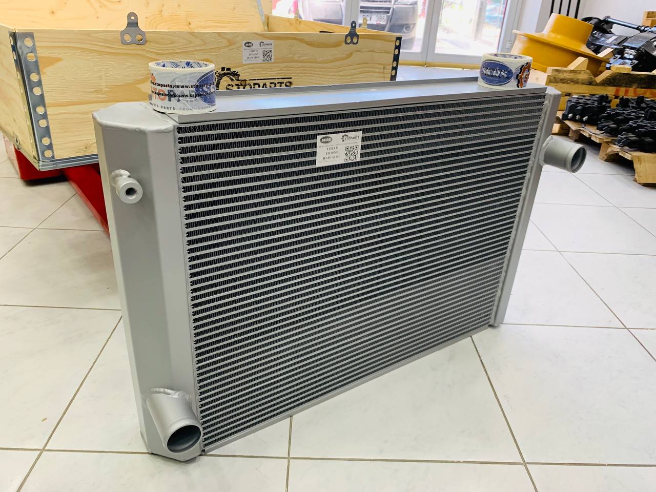 RADIATOR VOE 11110705 FOR VOLVO