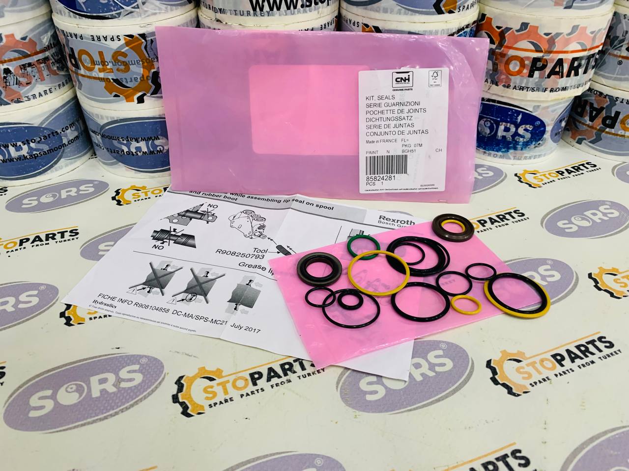 SEAL KIT 85824281 FOR CASE AND NEW HOLLAND